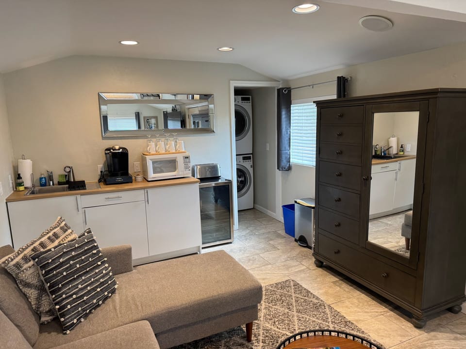 Kitchenette