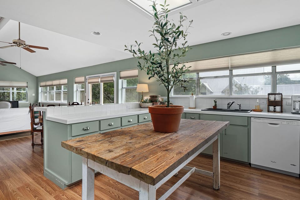 Plenty of counter space for meal prepping. 