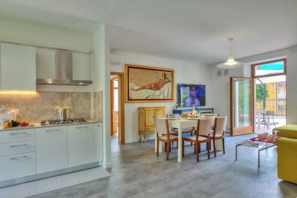 Kitchen and dining area