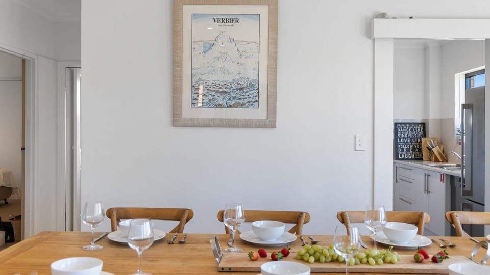 Dining, Kitchen