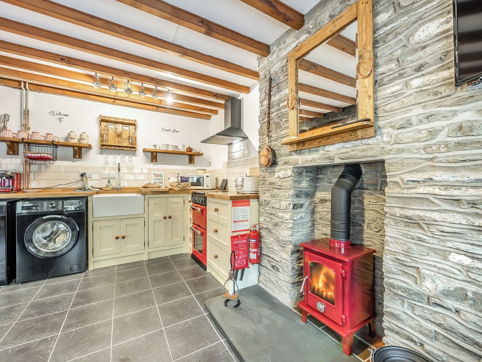 Kitchen | Coach House - Gaer Cottages, Cribyn, Lampeter