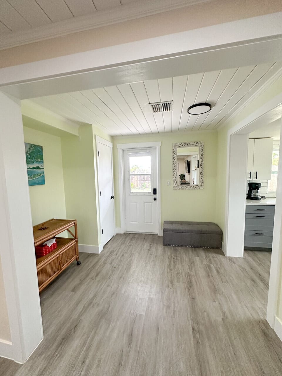 Entry way