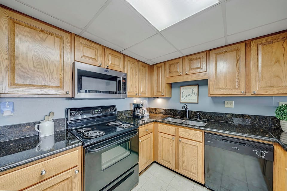 Fully stocked kitchen