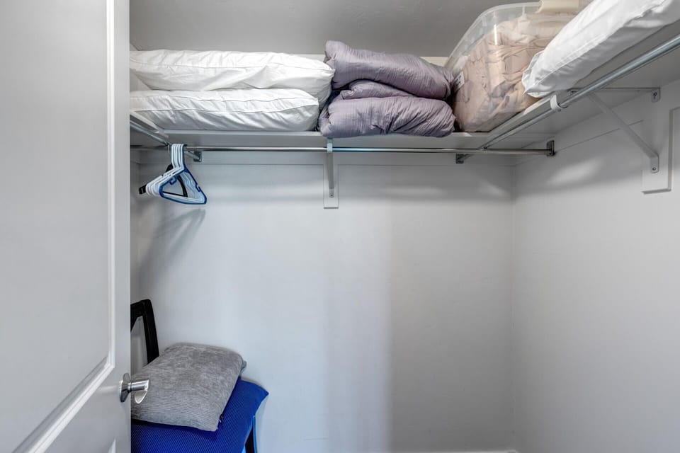 Vacation Rentals in Park City at Bear Hollow 3303: Closet