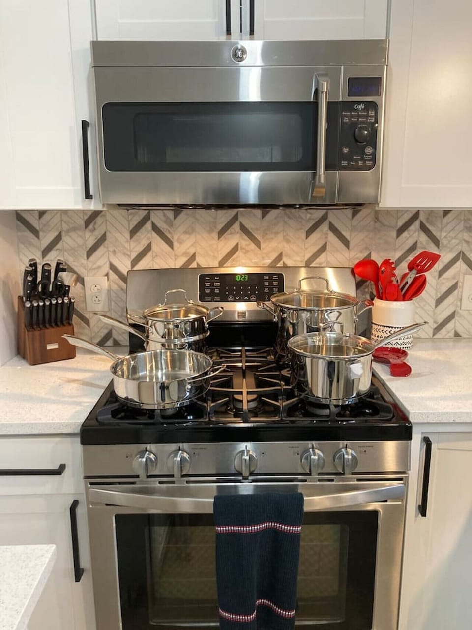 Complete Cuisinart cookware set