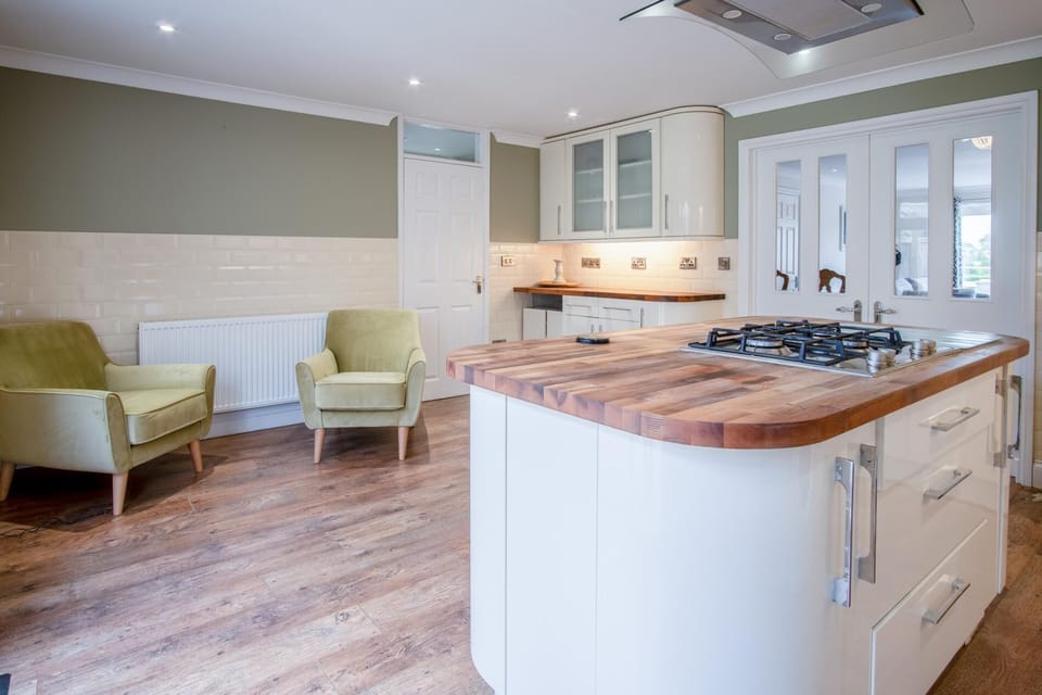 Ridgeway Meadow Bungalow - 3 Bedroom - Manorbier (25888)