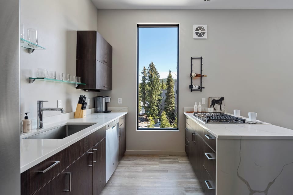 Kitchen With Views