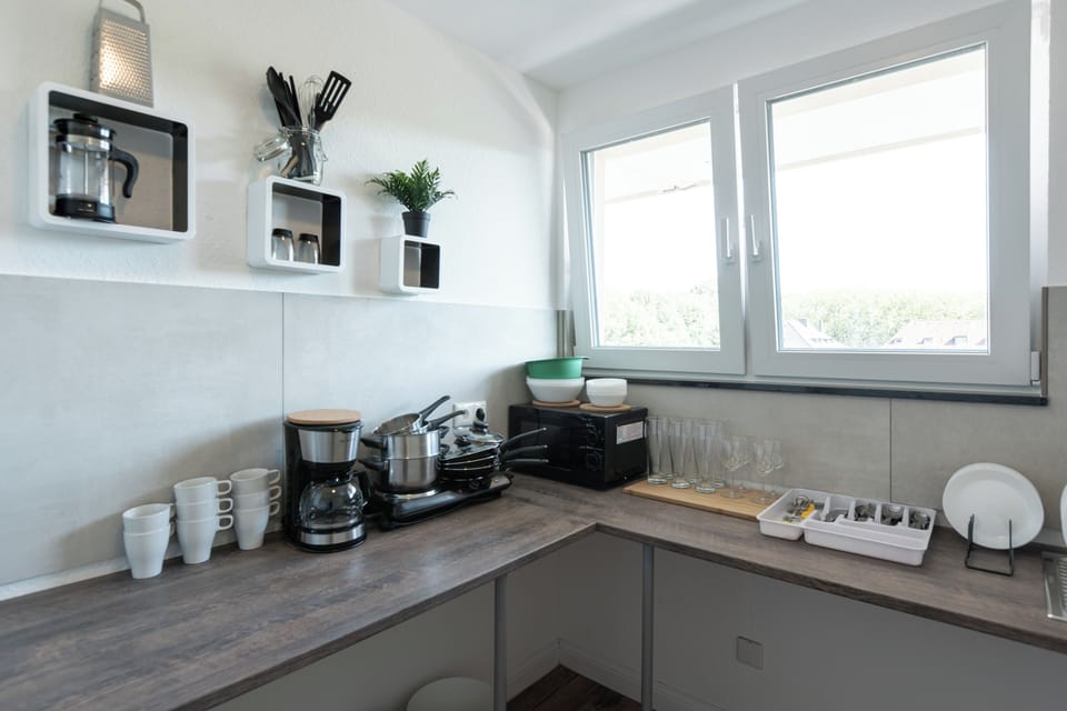 Voll ausgestattete Küche mit Kaffeemaschine, Toaster & mehr