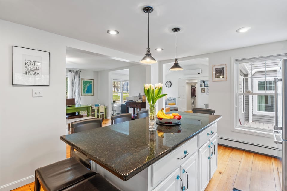 Counter seating