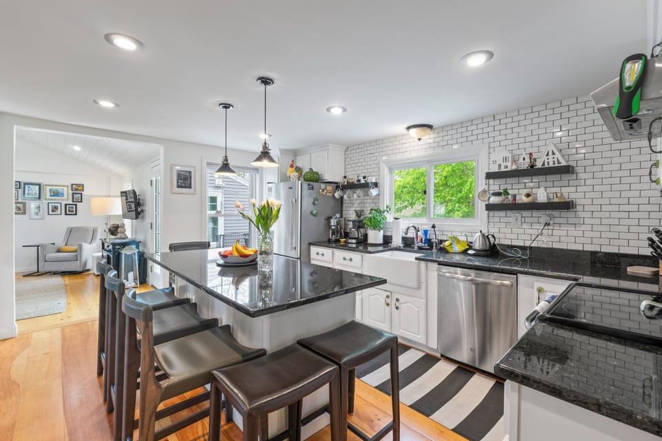 Fully equipped kitchen