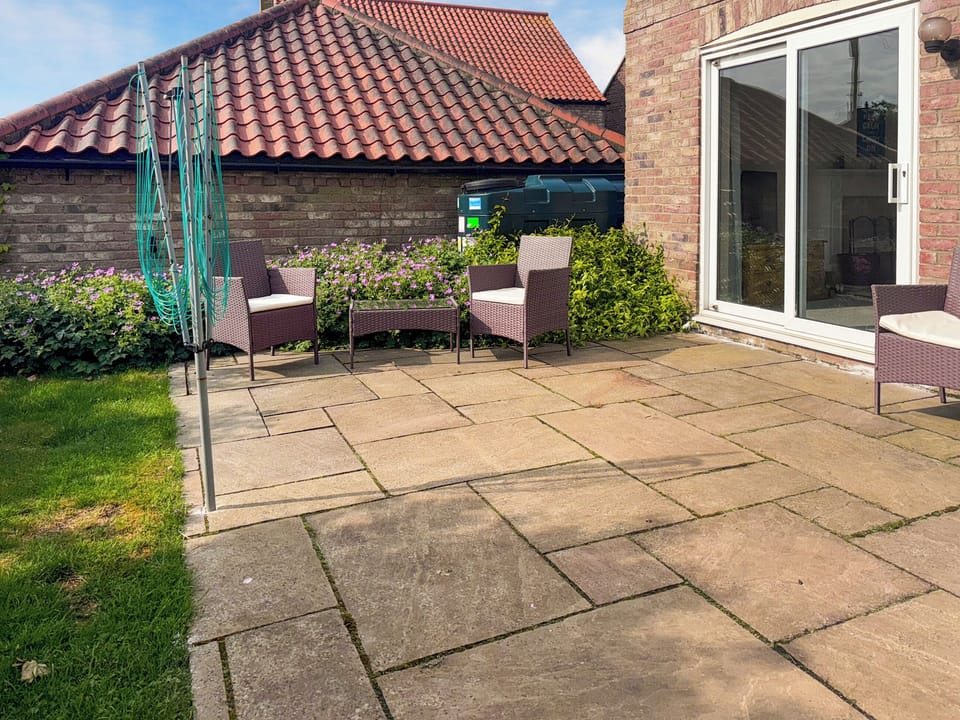 Sitting-out-area | Alder Lodge, Sedgeford