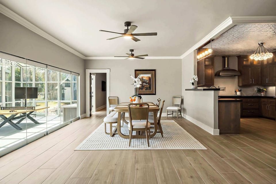 Dining Area 1 - Main House