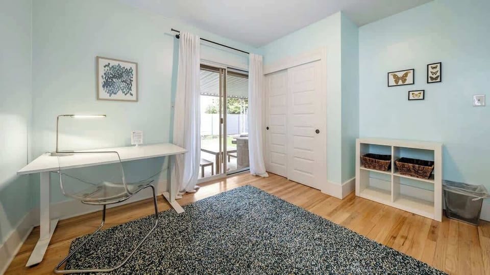 #StayInMyDistrict #BookDirect #Entire Home