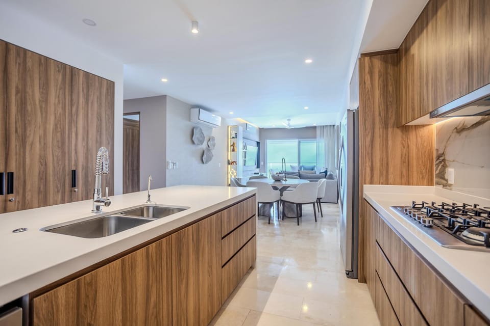 Condo - Image 12