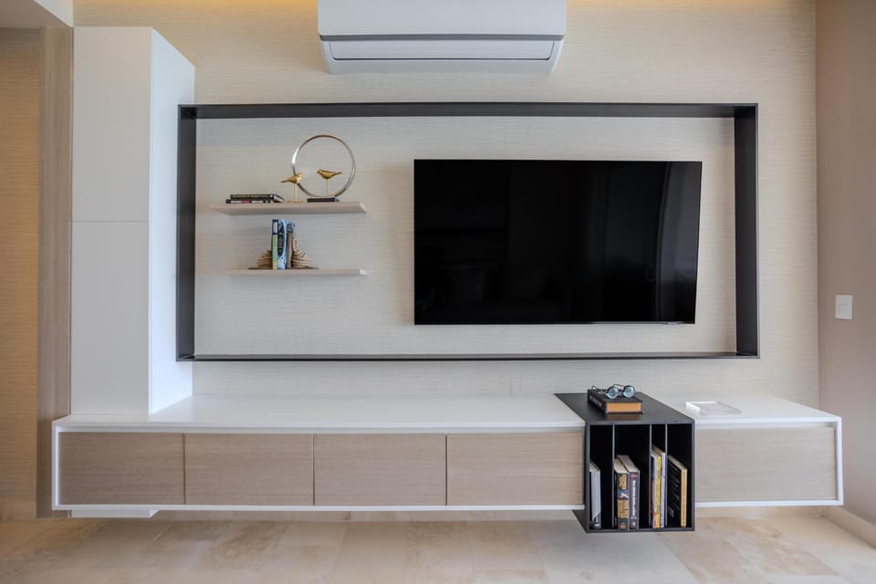 Condo - Image 8