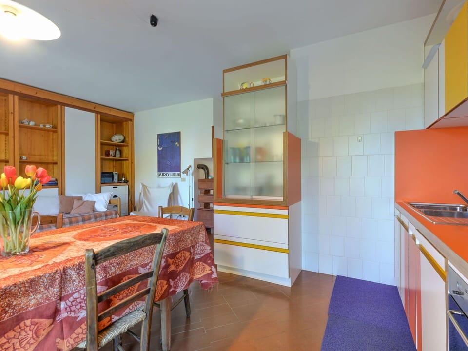 Flooring, Interior Design, Wood, Ceiling, Floor, Room, Furniture, Kitchen, Cabinetry, Apartment