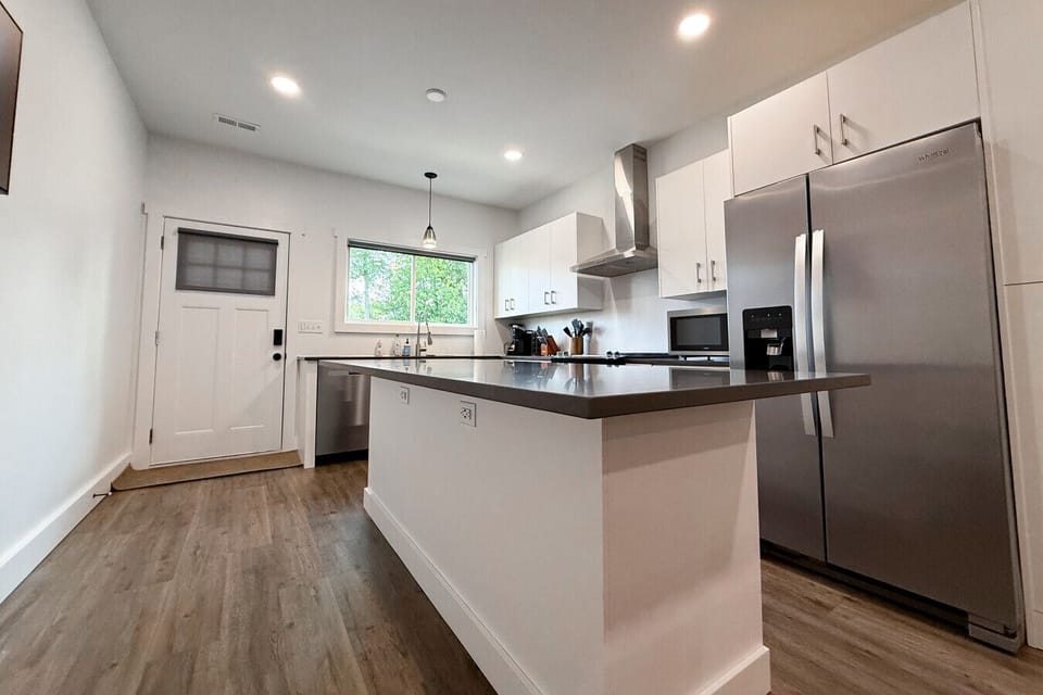 Fully Stocked, Renovated Kitchen!