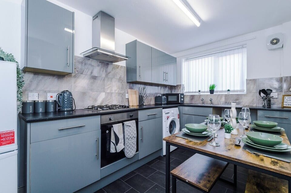 Feel right at home with a fully equipped kitchen stocked with all the essentials — cook, dine, and relax at your own pace.