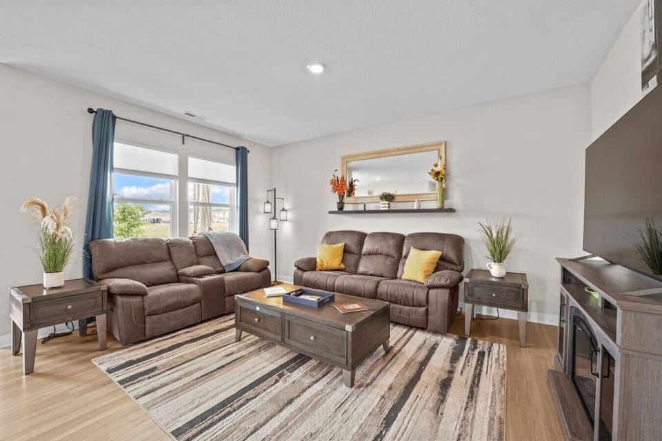 From a guest - `This was a wonderful Airbnb! Rachel was kind and easy to communicate with. The house was comfortable and made our trip to Indiana easy. I definitely hope to stay here again!`