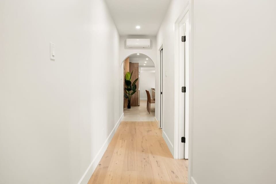 Robin Couet-4276 rue saint-Denis, Montréal-31
