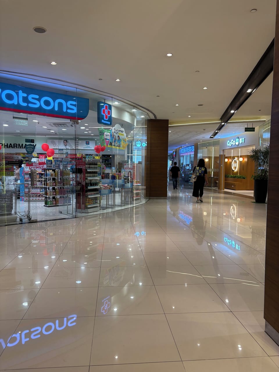 Pharmacy, Dining, Clinic, Spa, Salon, Gym located on this 3rd floor.