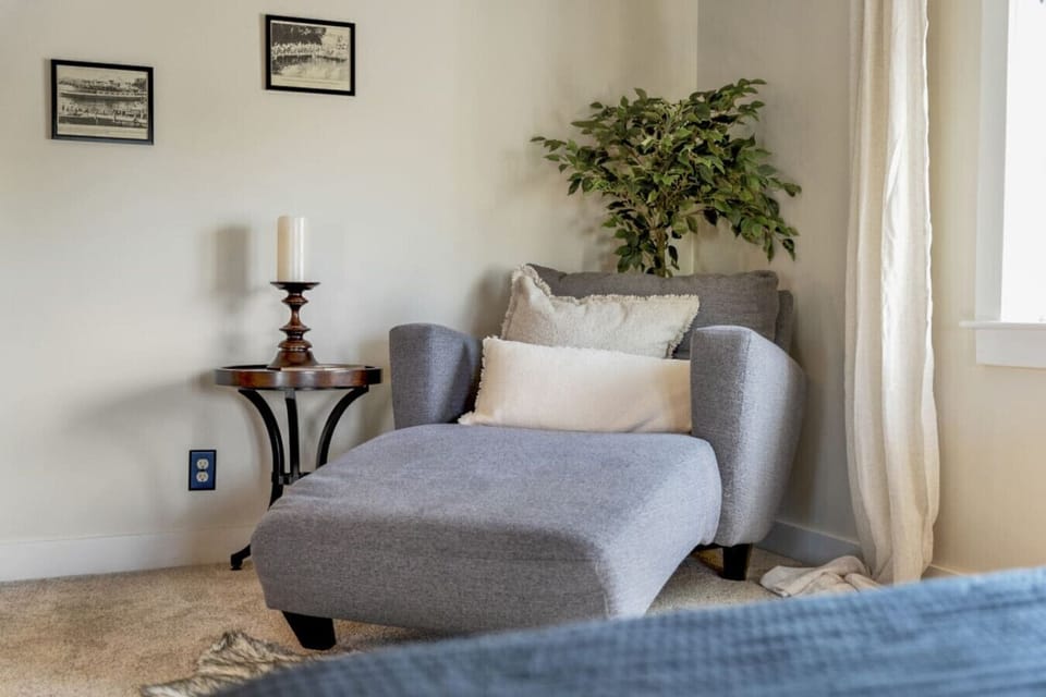 This elegant chaise lounge corner is perfect for quiet mornings or afternoon naps.