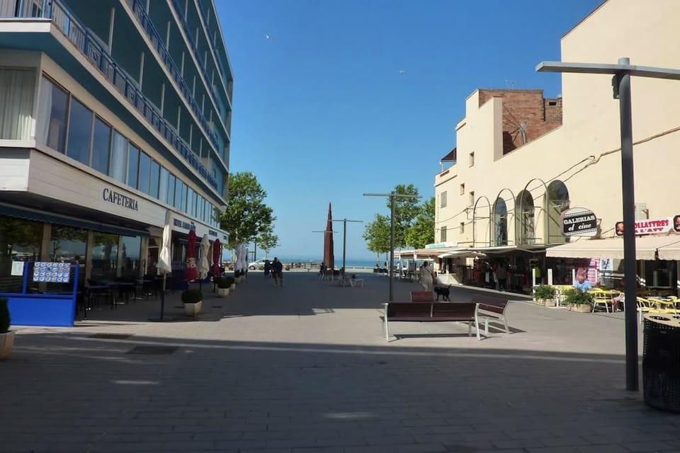 Immediate Surroundings [summer] (<1 km)