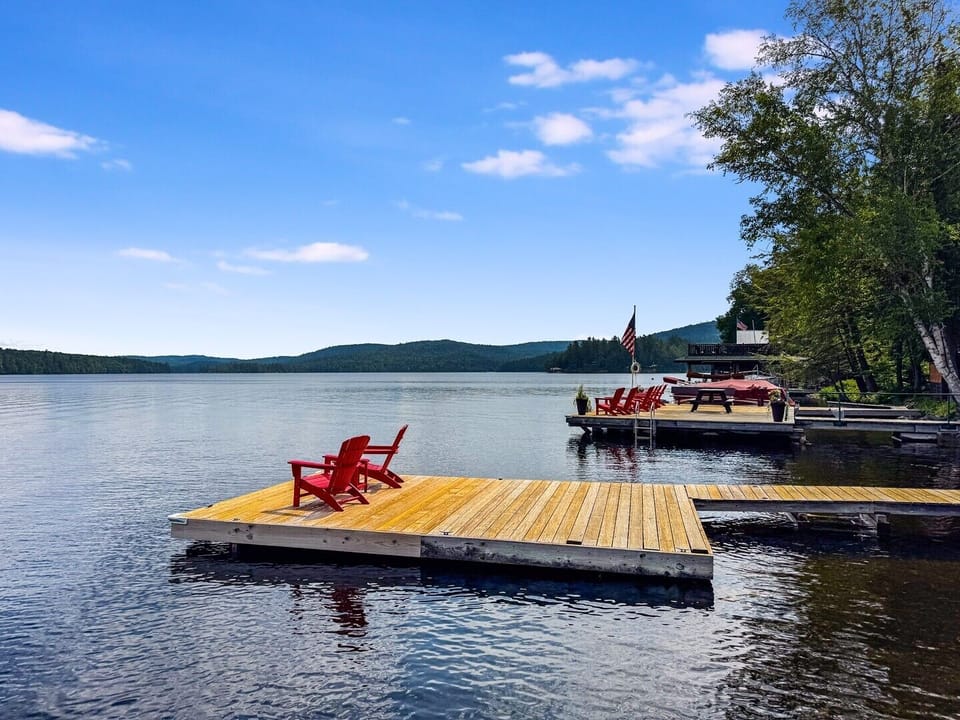 Beautiful Views of 7th lake
