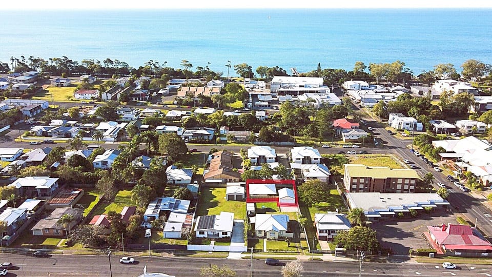 2 Bedroom Coastal home is marked with red border. Approx 350 metres to seafront.