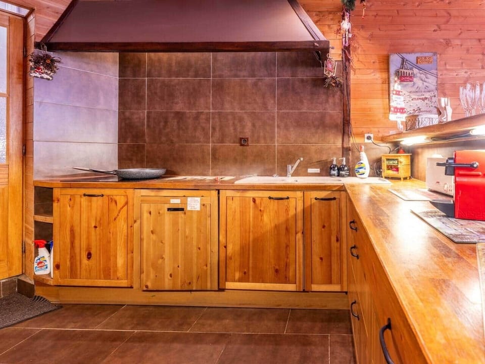 Spacious Fully-Equipped Kitchen