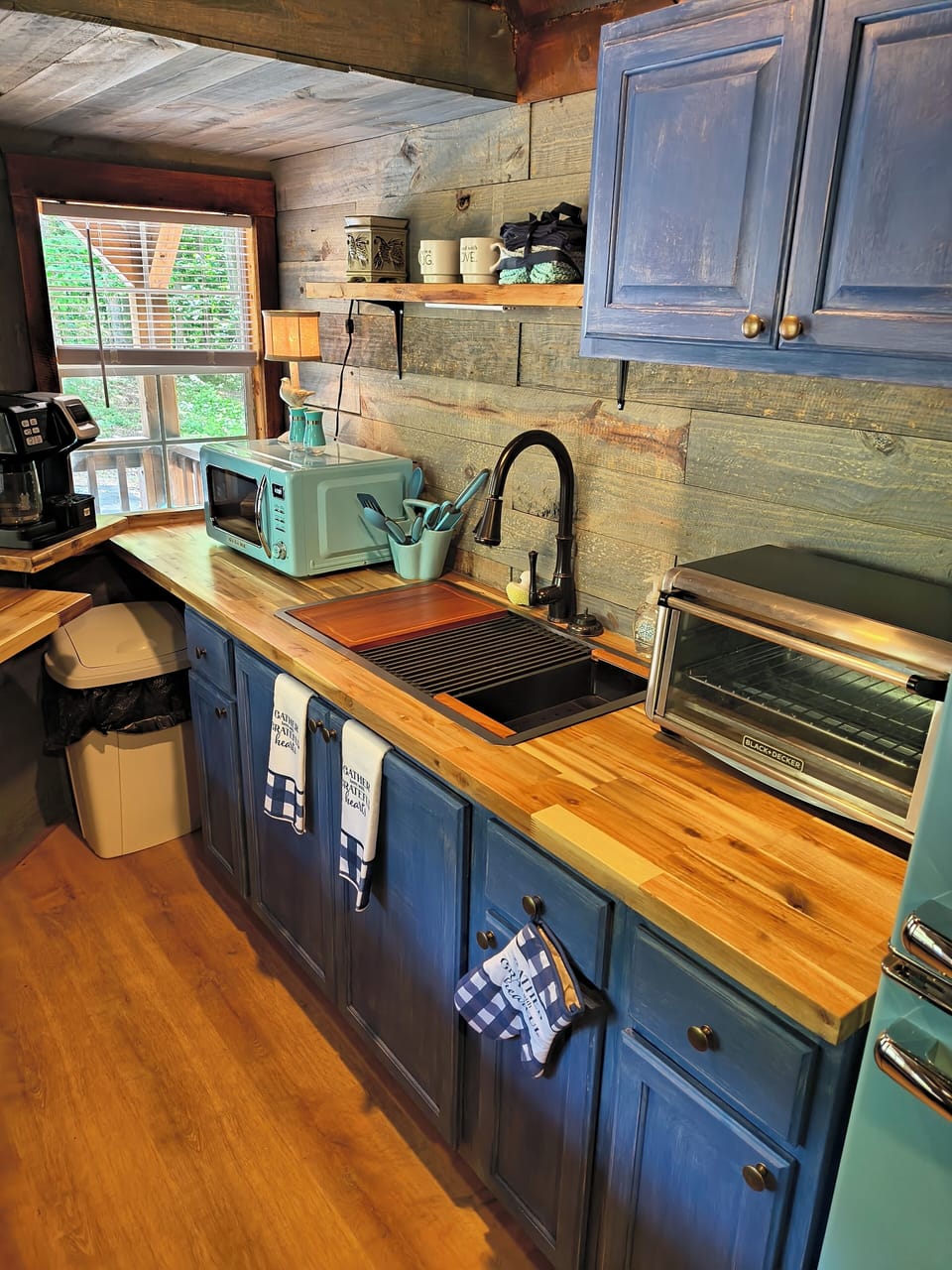 Coffee maker, k-cups or full pot. microwave, sink, toaster and hot plate inside.