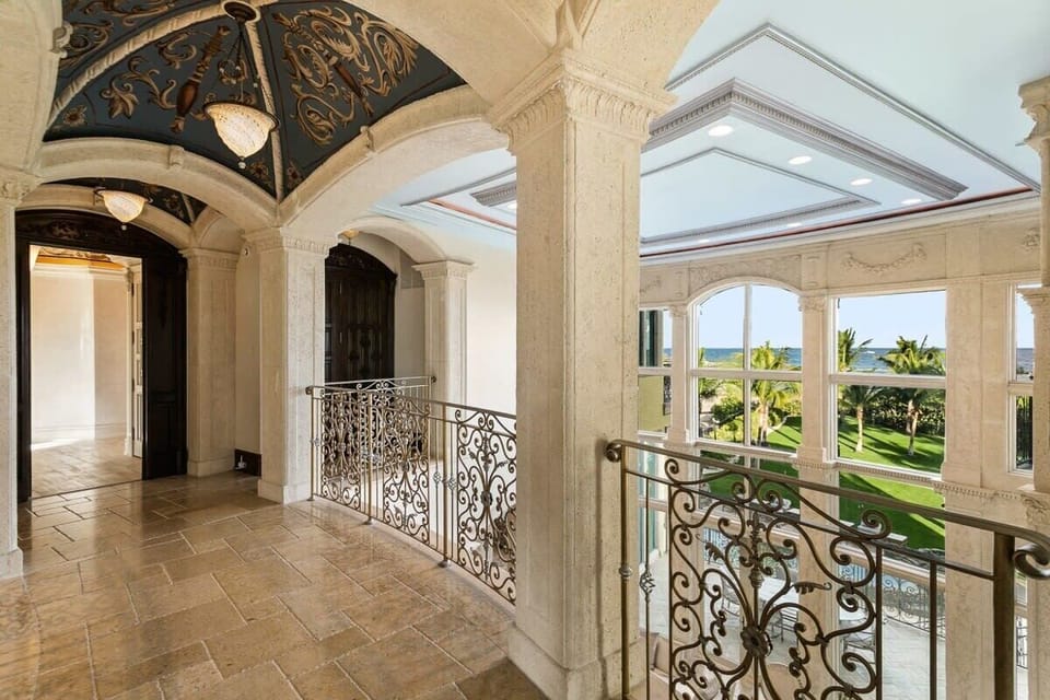 Views of the beach from the 3rd floor loft!