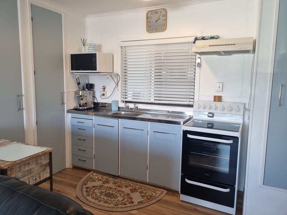 Kitchen - Well equipped.