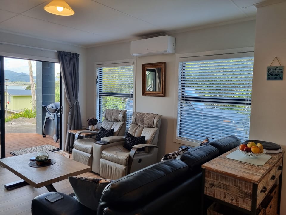 Lounge/Living Area