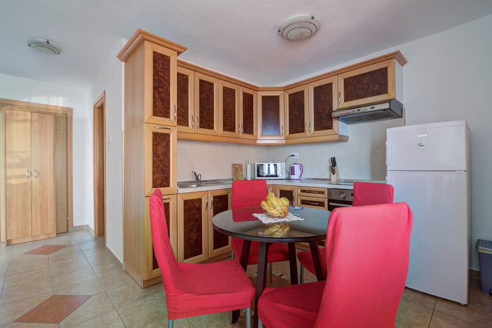 Kitchen and dining area