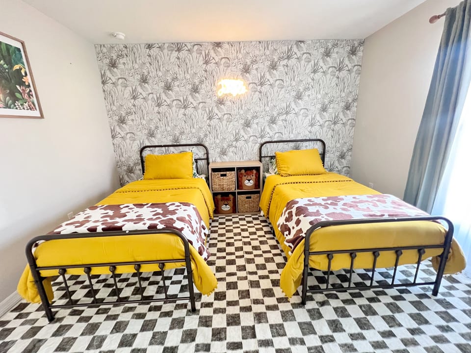 3 bedrooms, WiFi, bed sheets