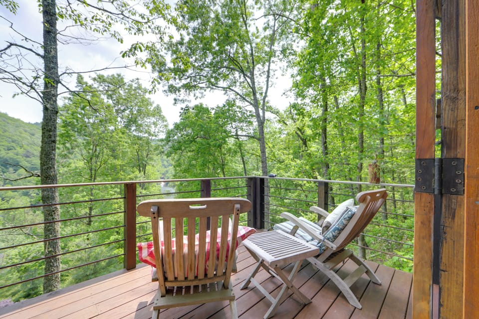 Cullowhee Vacation Rental | 1BR | 1.5BA | Stairs Required | 600 Sq Ft