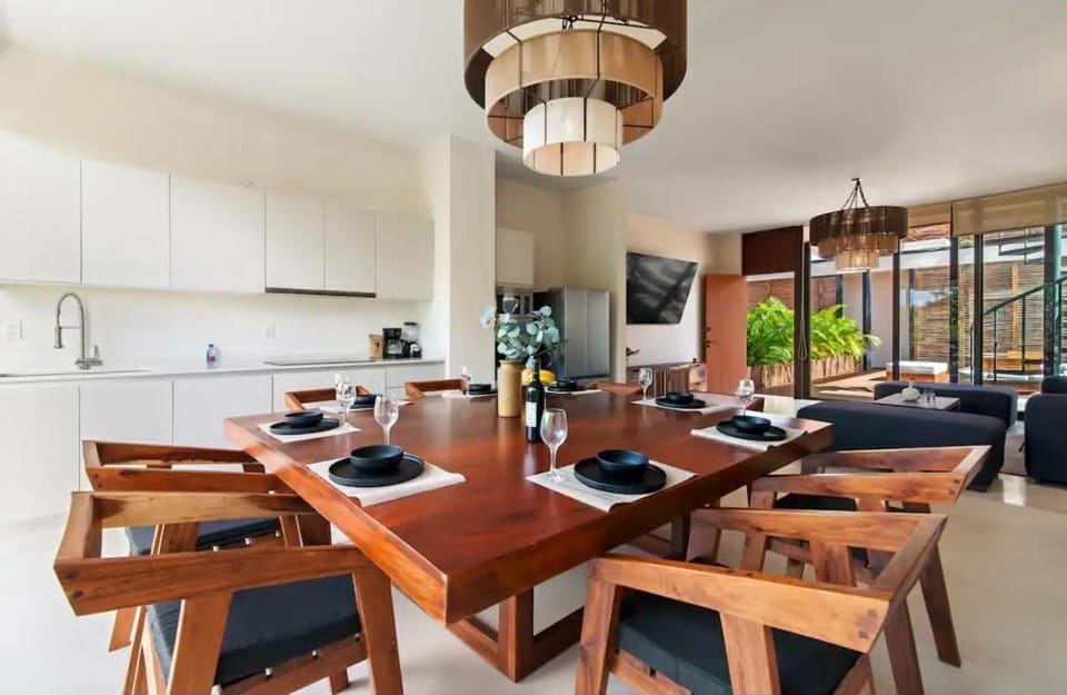 Dining Room - Comedor 
