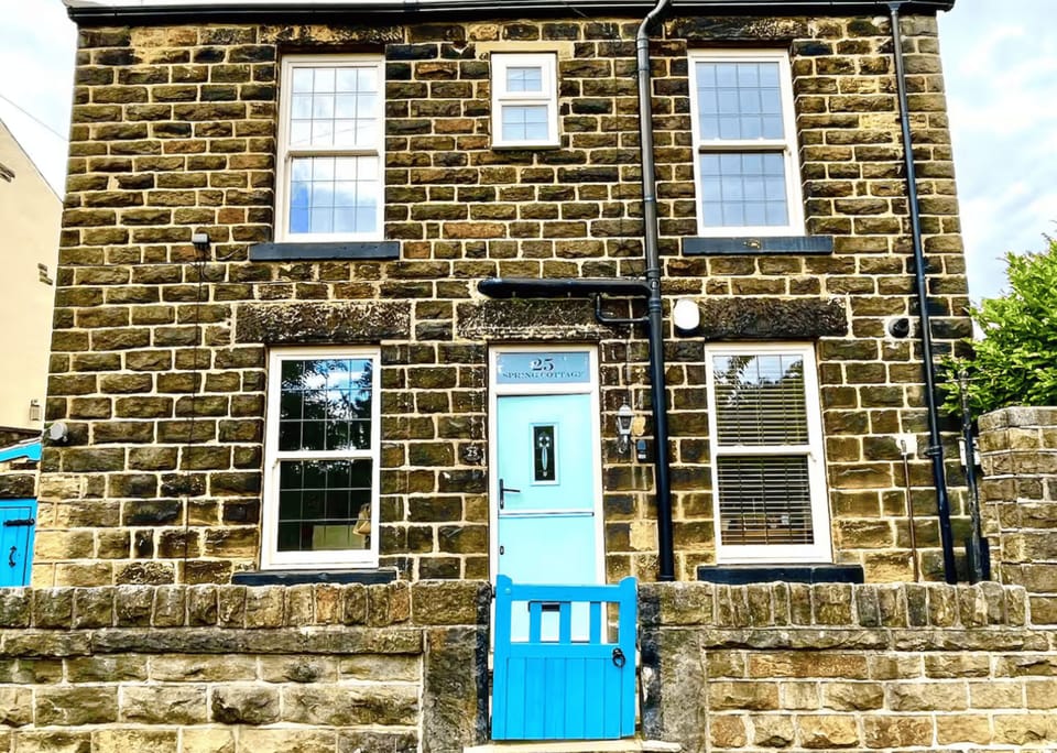 Detached Cottage