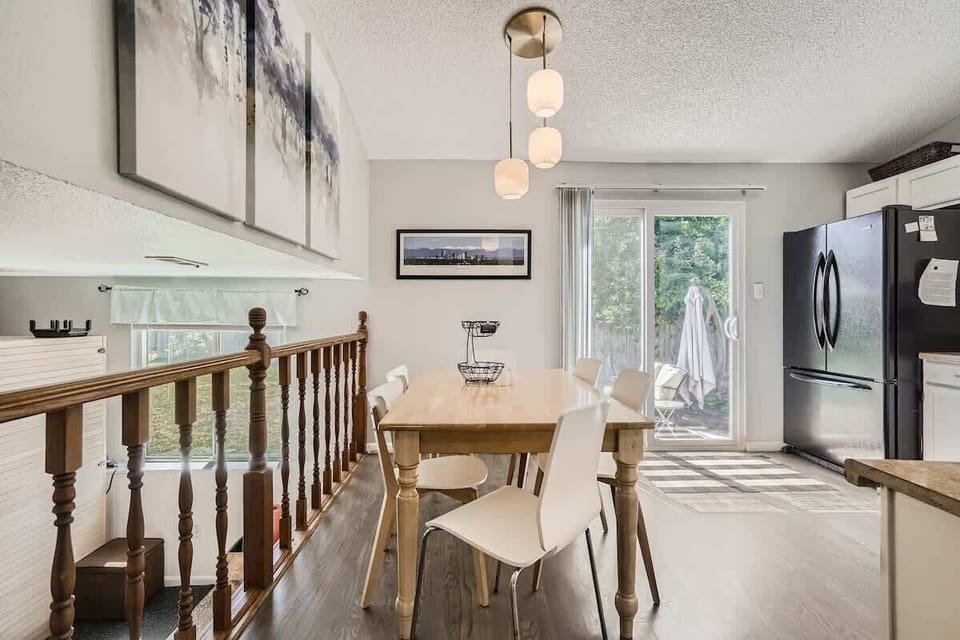 Bright Dining Area with Seating for Six