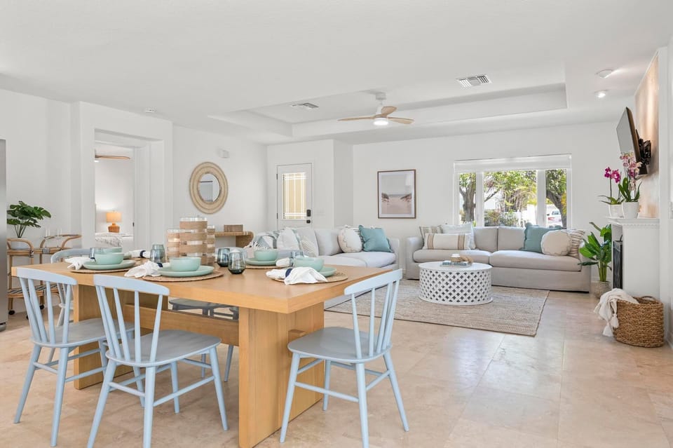 Dining table has seating for 6