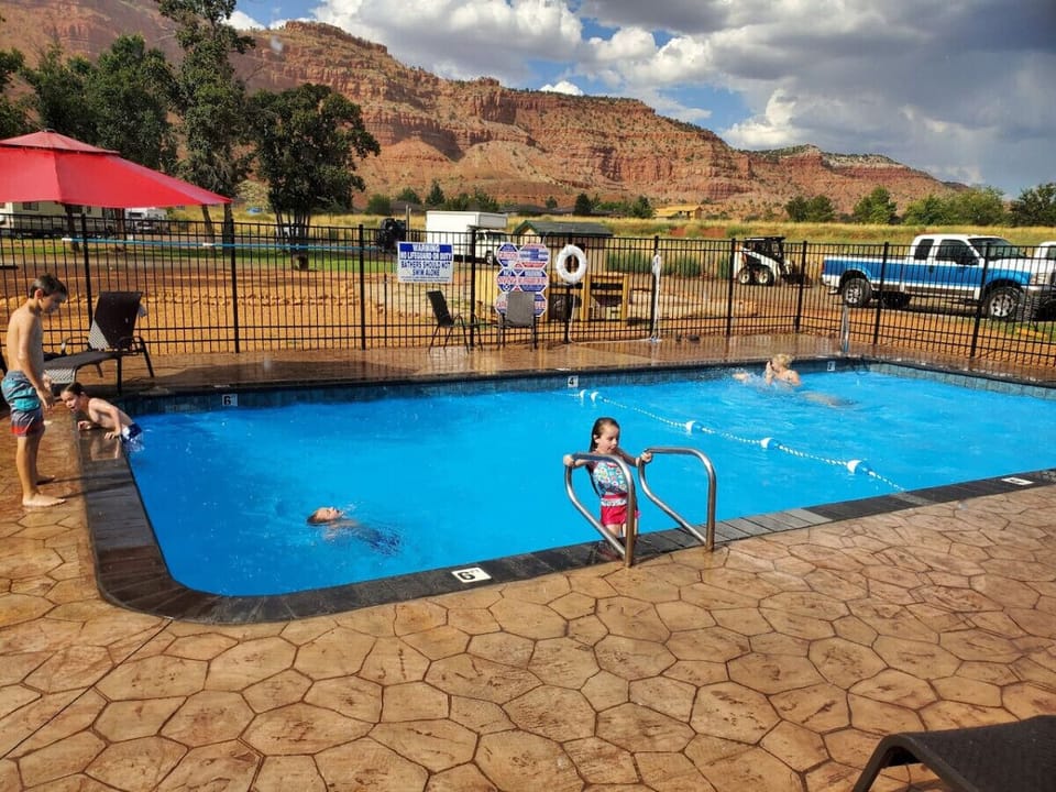 Crazy Horse RV Resort Pool