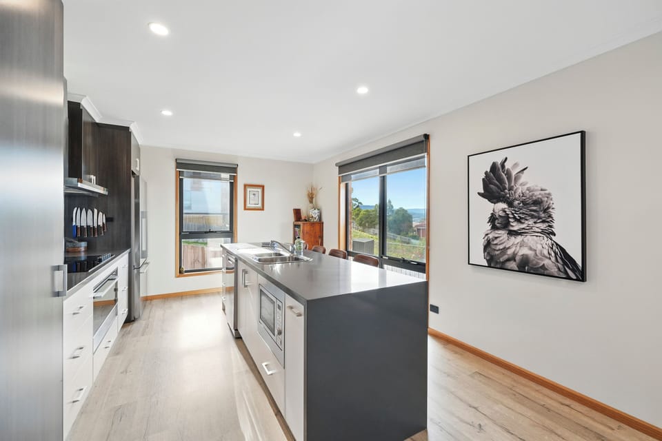 Kitchen (2)