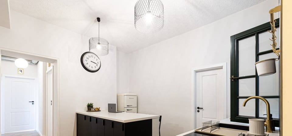 Comfort and style in the shared kitchen – cook, work, and relax in a friendly space in central Gdańsk.