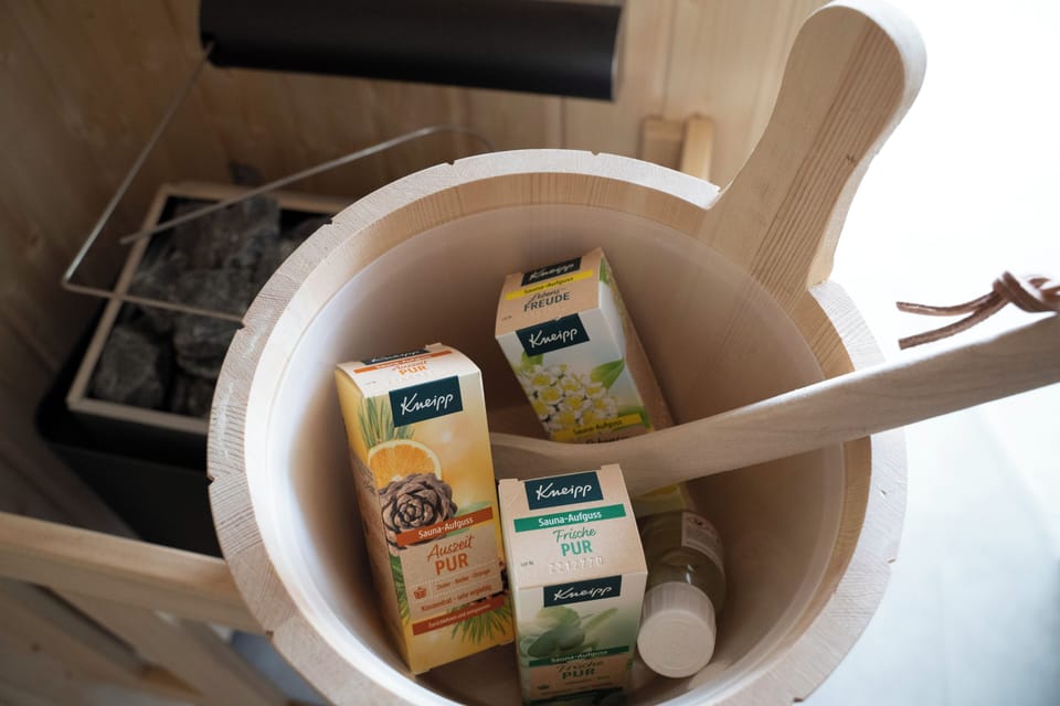Bathroom amenities