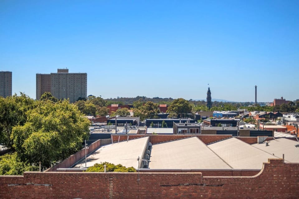 The fantastic balcony view over Collingwood