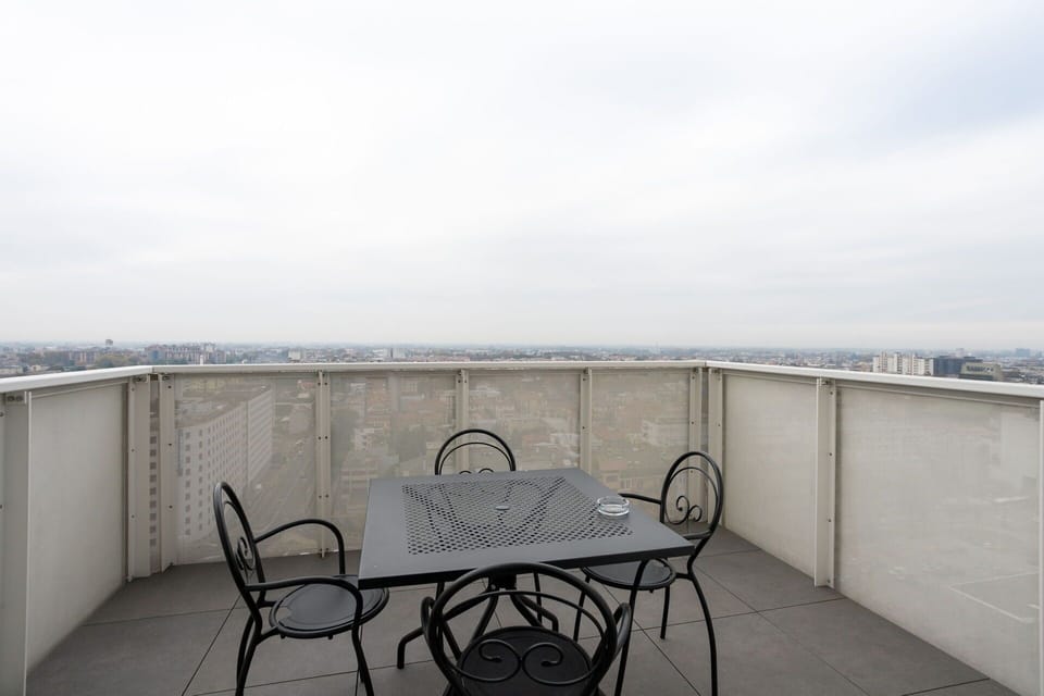 Balcony / Terrace / Patio