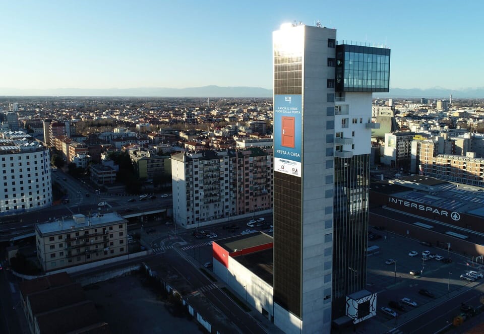 Building Exterior, Scenic View