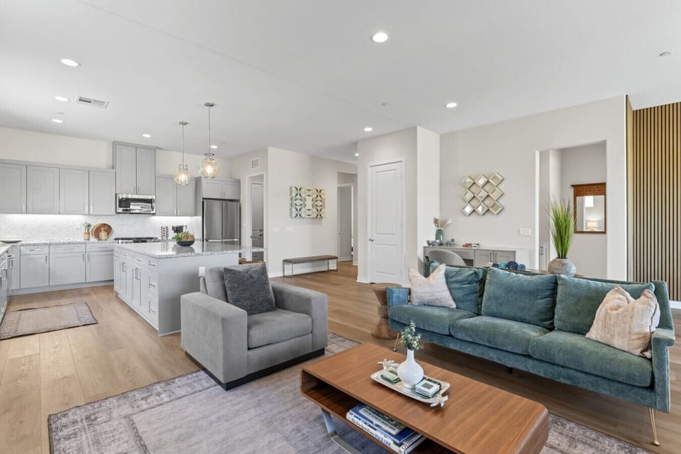 Bright secondary living area w/ cozy seating & open sightlines