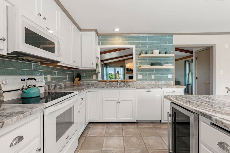 DU308: The Mayor's Nest | Top Level Kitchen